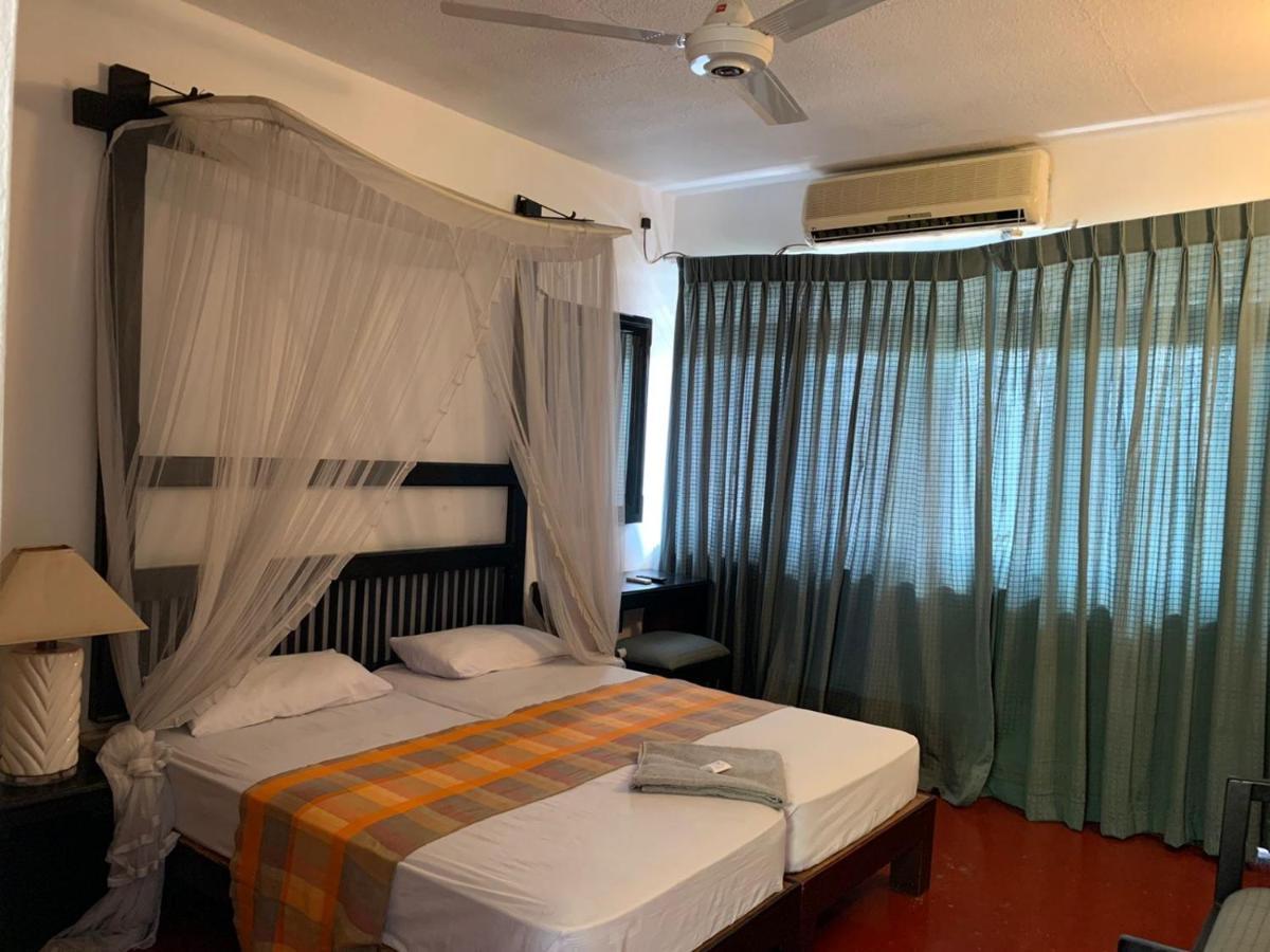 Nilani Hotel 라트나푸라 외부 사진