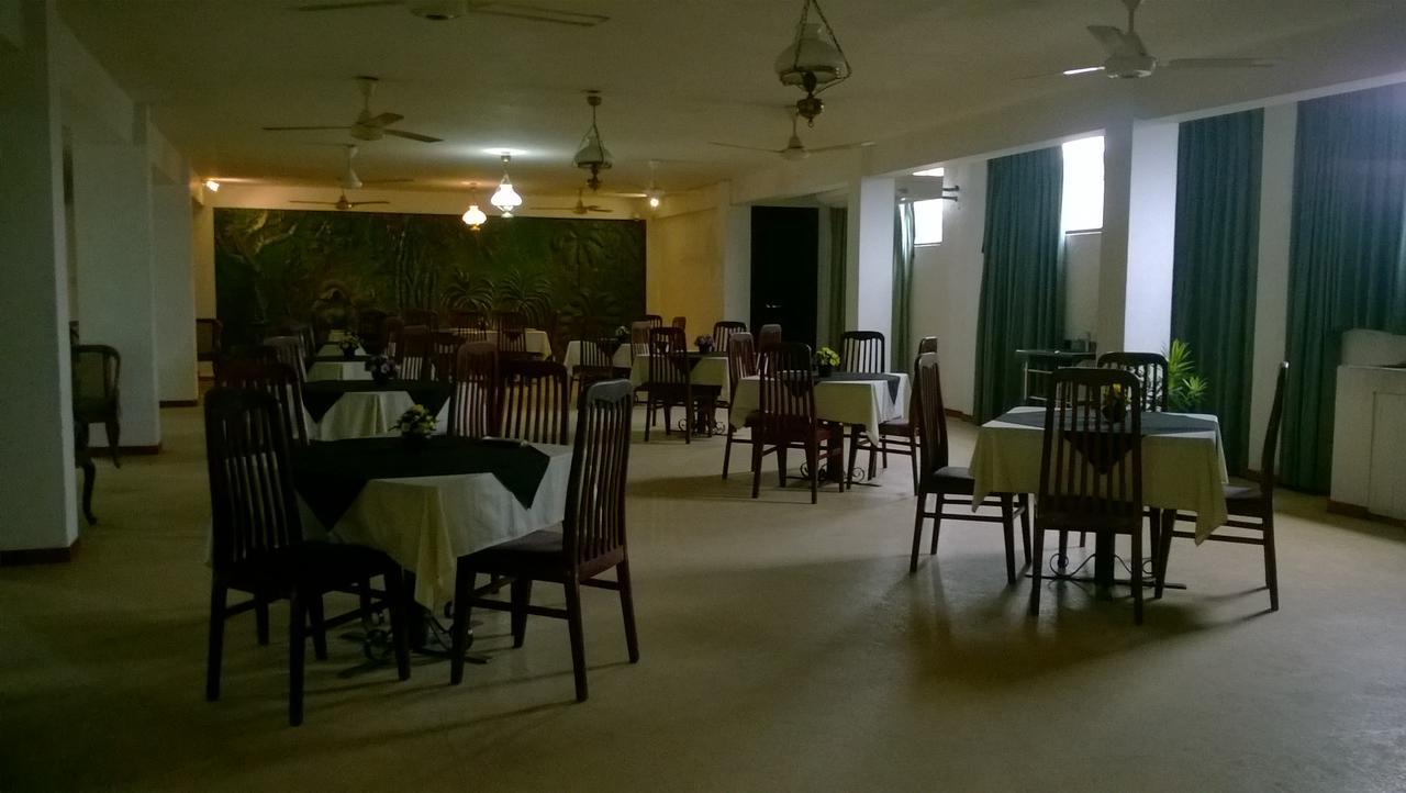 Nilani Hotel 라트나푸라 외부 사진