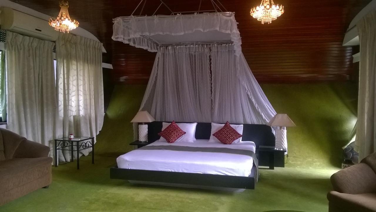 Nilani Hotel 라트나푸라 외부 사진