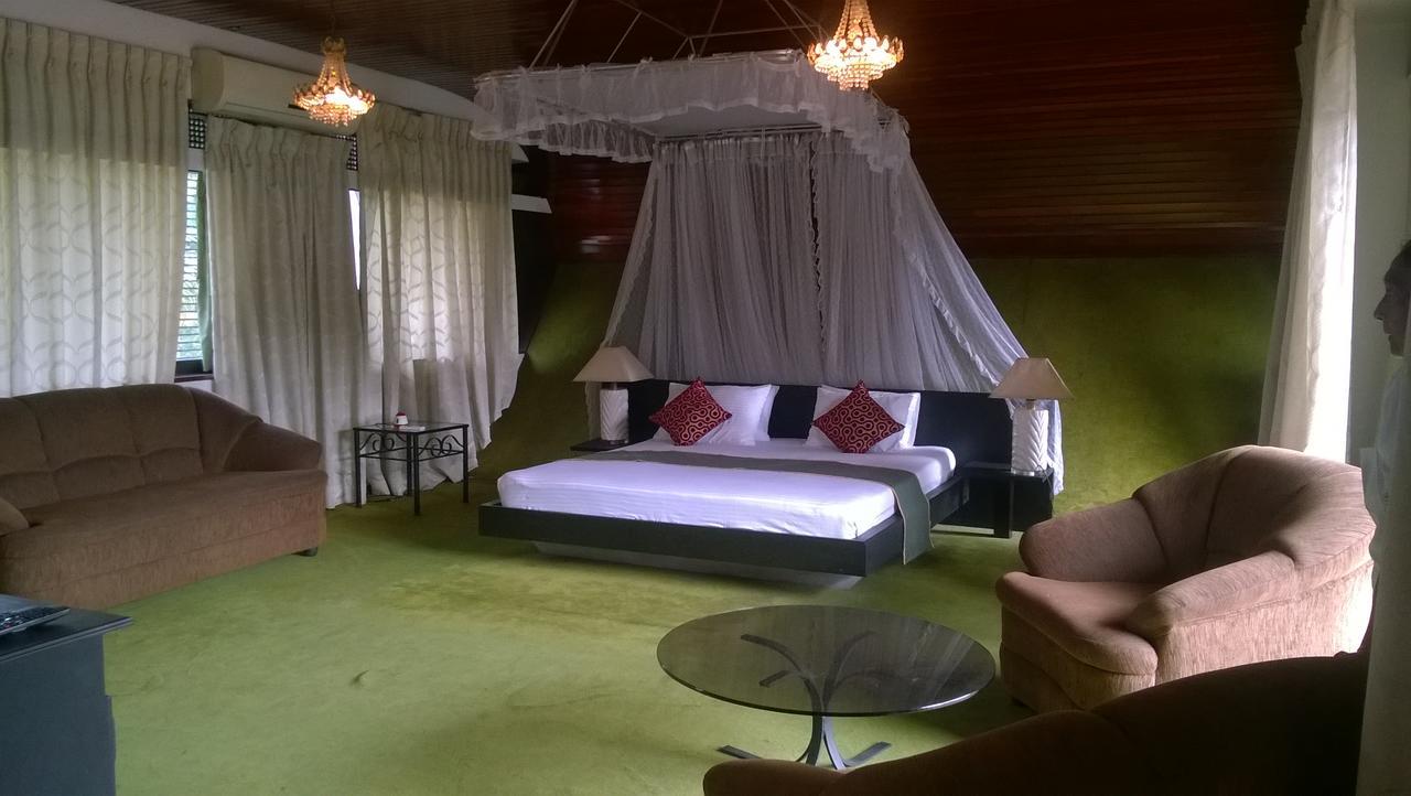 Nilani Hotel 라트나푸라 외부 사진